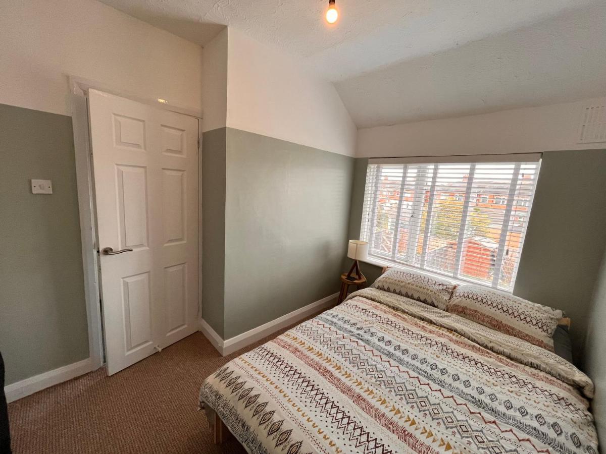 Entire Residential Property With Parking Kingston upon Hull Buitenkant foto